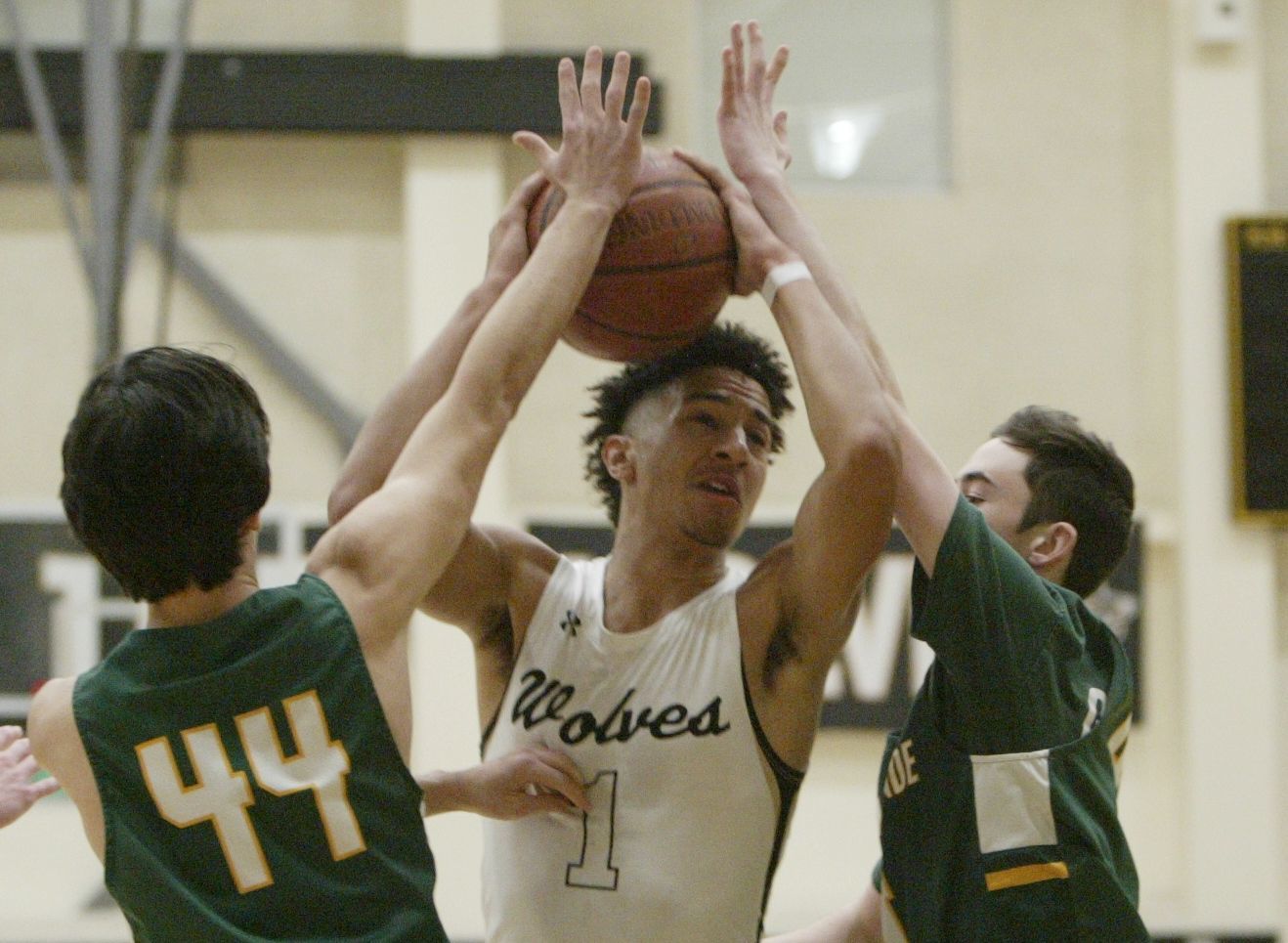 Casa Grande at American Canyon boys basketball in VVAL Tournament